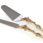 2 Piece Goldleaf (twig) Cake Server Set. 1 Cake Knife and 1 Cake Server. Leaf Design 2 Tone Made of Stainless Steel and Brass. Ideal for Weddings, Party’s, Elegant events,,