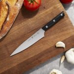 HENCKELS Dynamic Razor-Sharp 6-inch Utility Knife, Tomato Knife, German Engineered Informed by 100+ Years of Mastery, Black/Stainless Steel